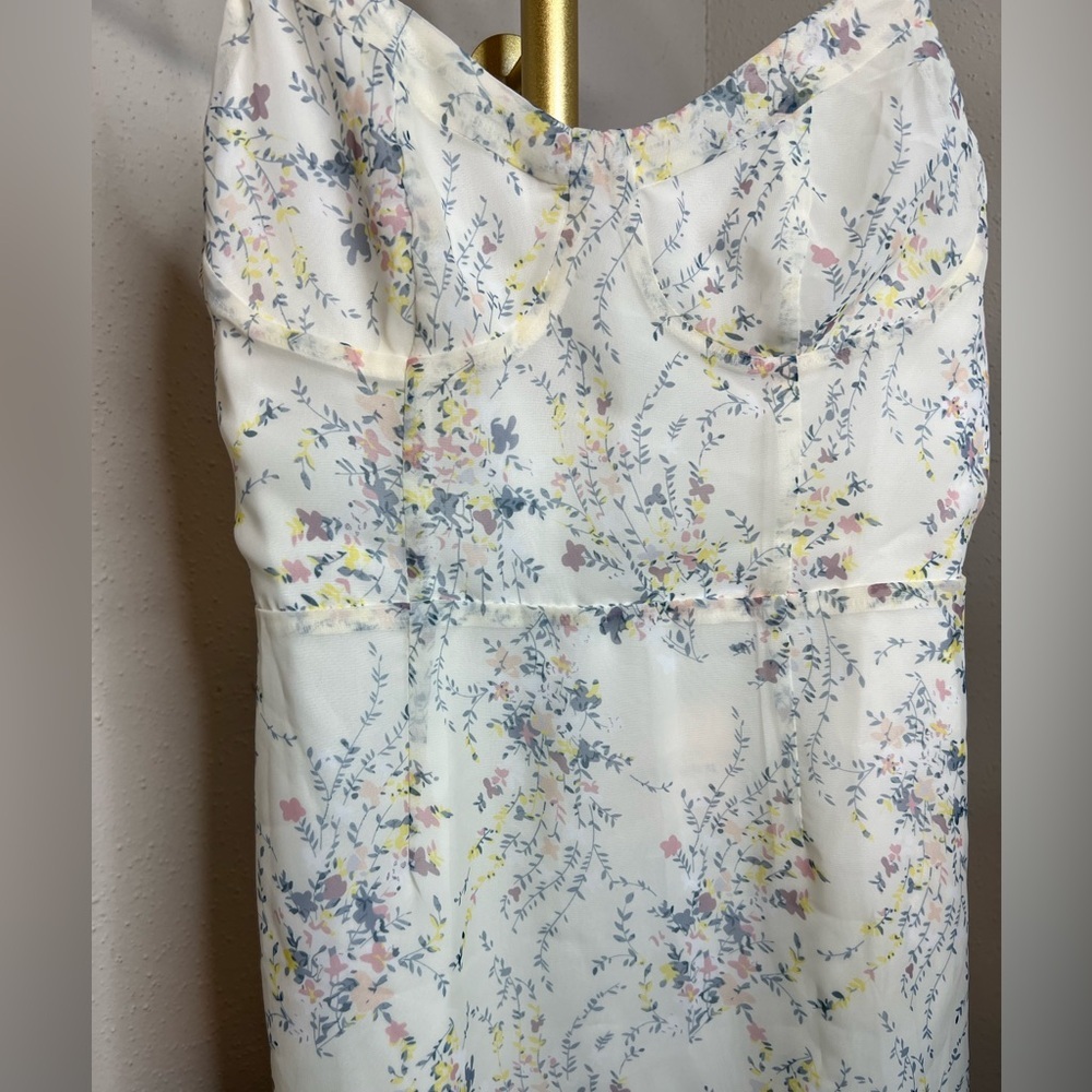 NWT Superdown Eliena Floral dress - Picture 4 of 8